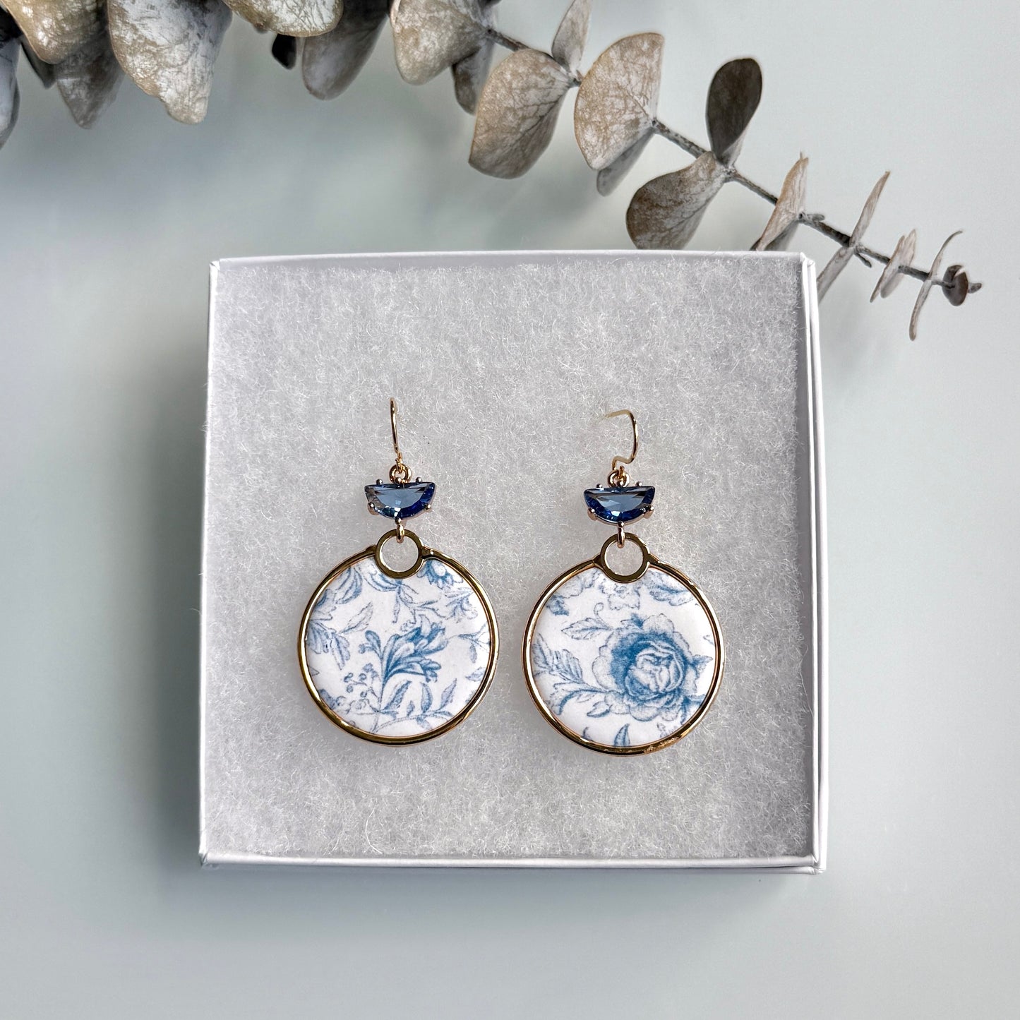 Blue Toile print