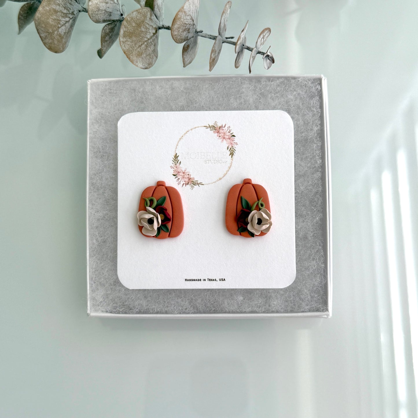 Floral pumpkin STUDS