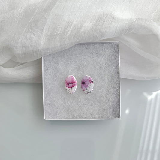Cosmos print studs with resin