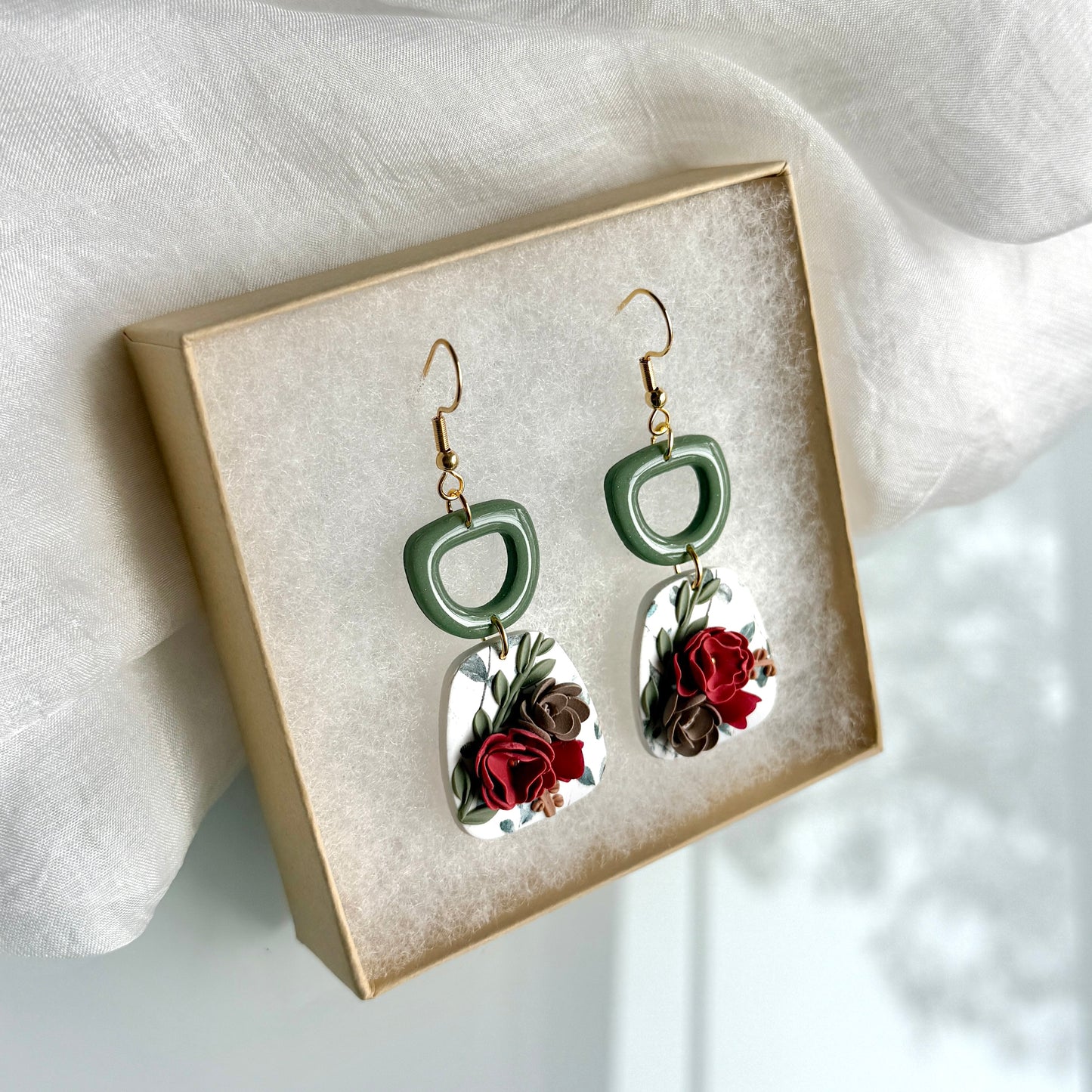 Marigold, blue and burnt Orange 3D flowers