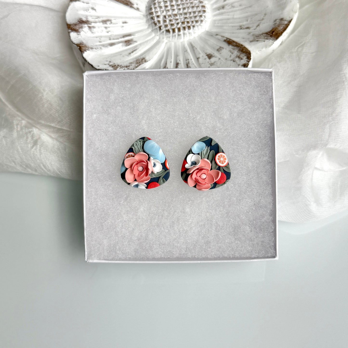 Oranges studs
