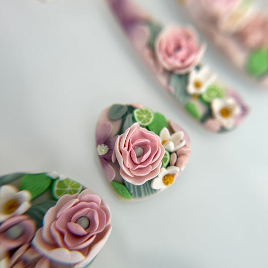 Limes studs