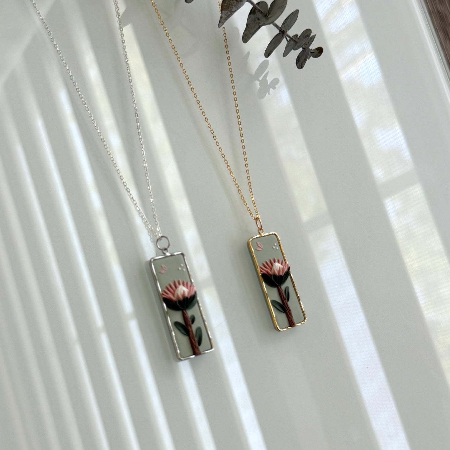 Protea Pendants(no chain)