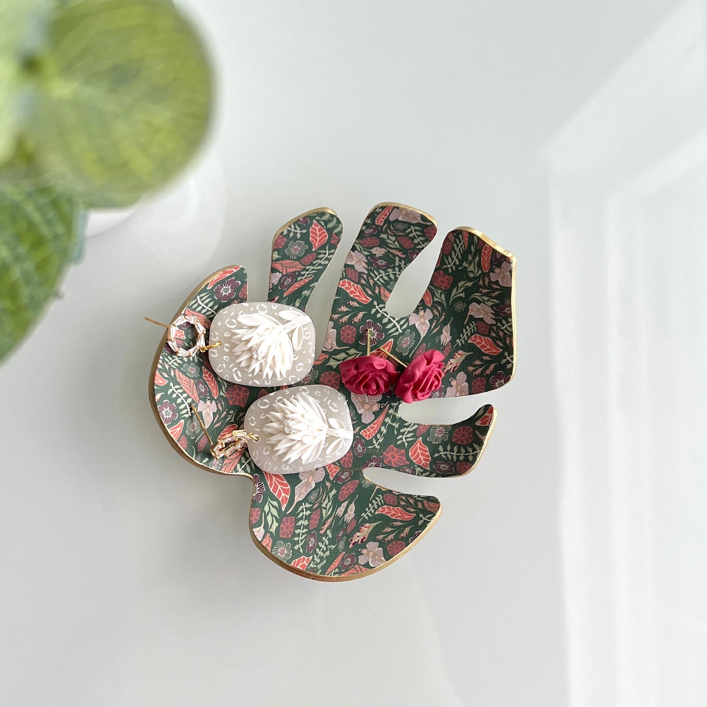 Trinket dish - Monstera leaf