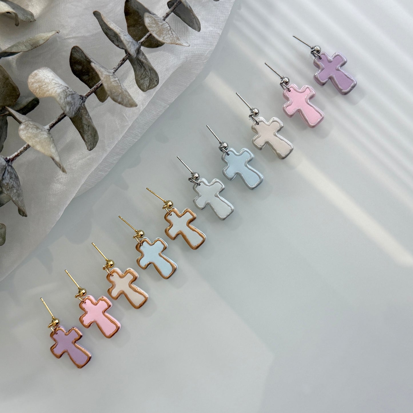 Pastel crosses