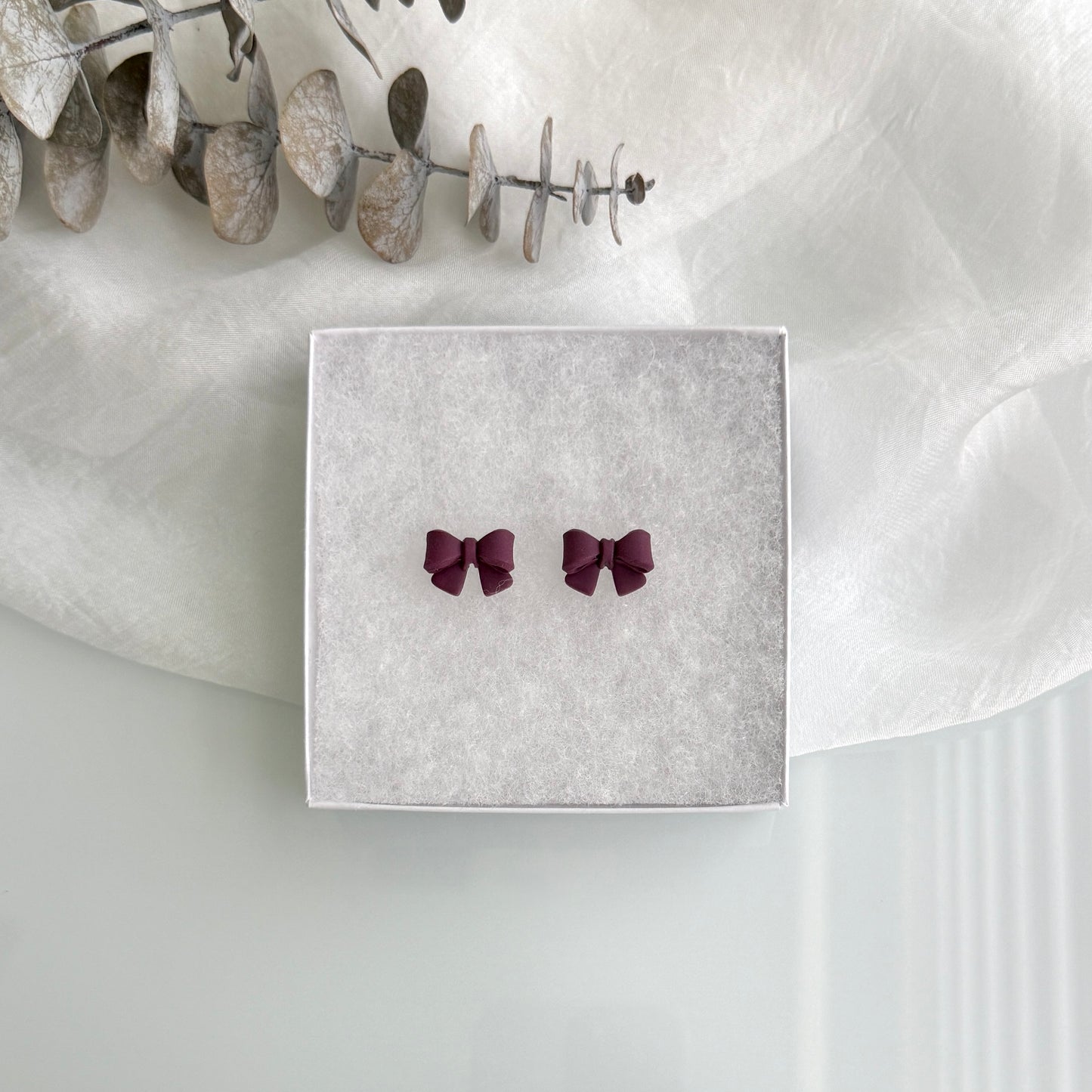 3D Bow studs