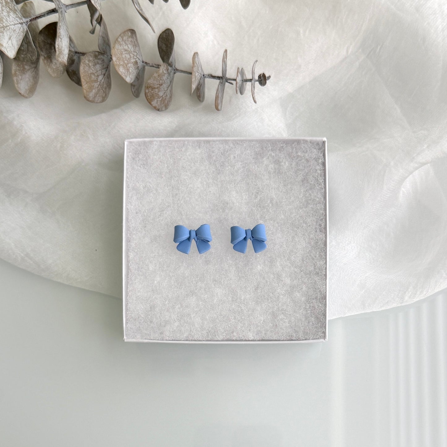 3D Bow studs