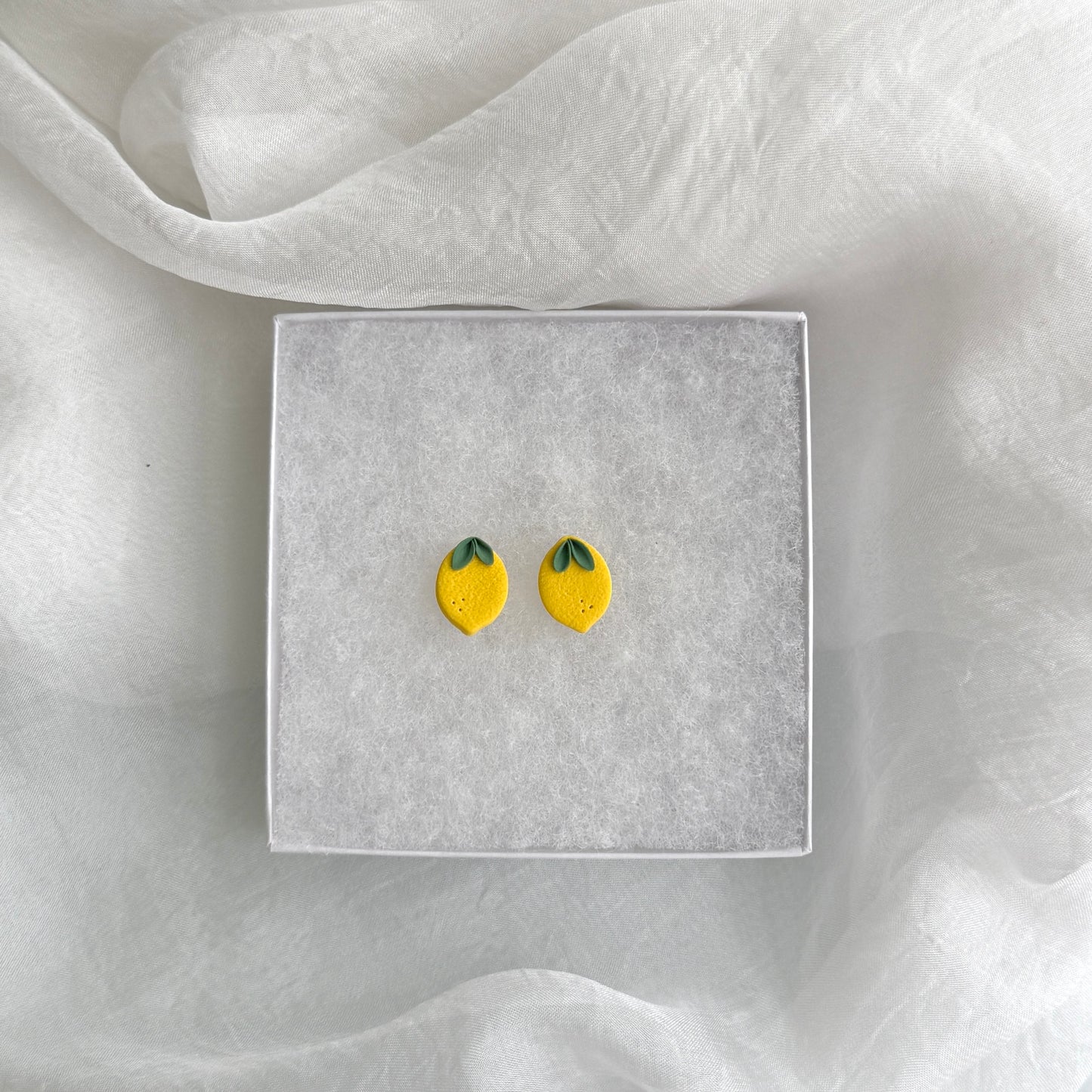 Fruity studs