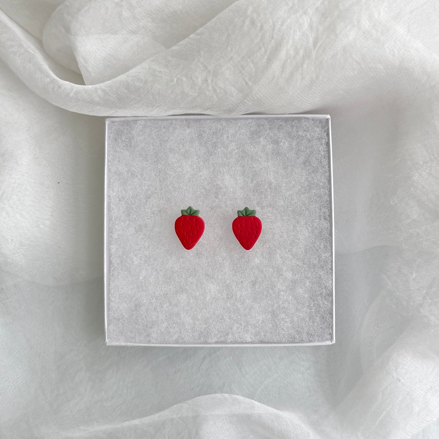 Fruity studs