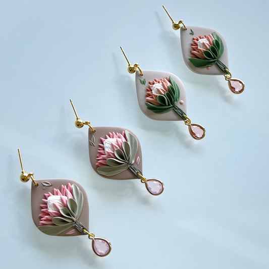 Protea Rhombus
