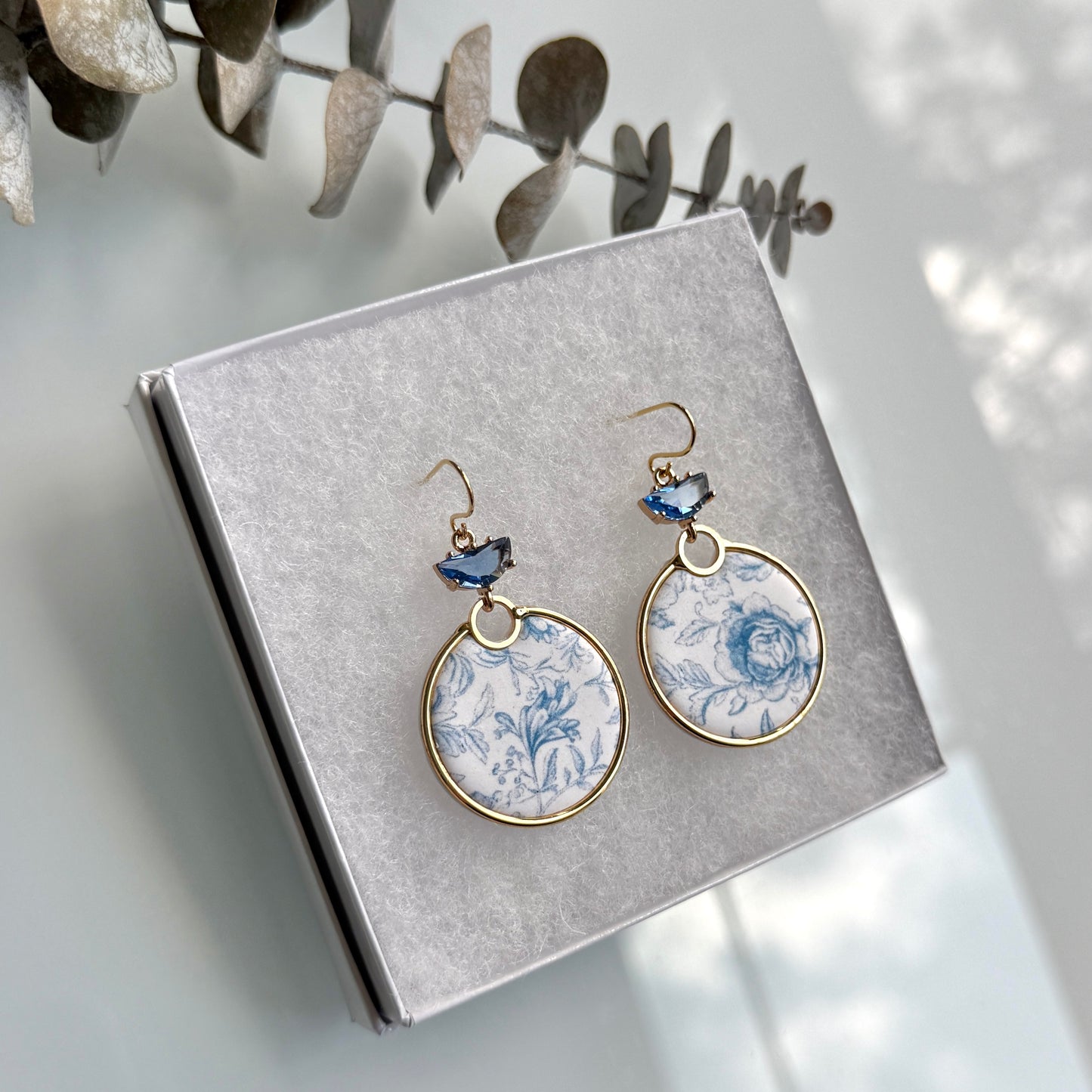 Blue Toile print