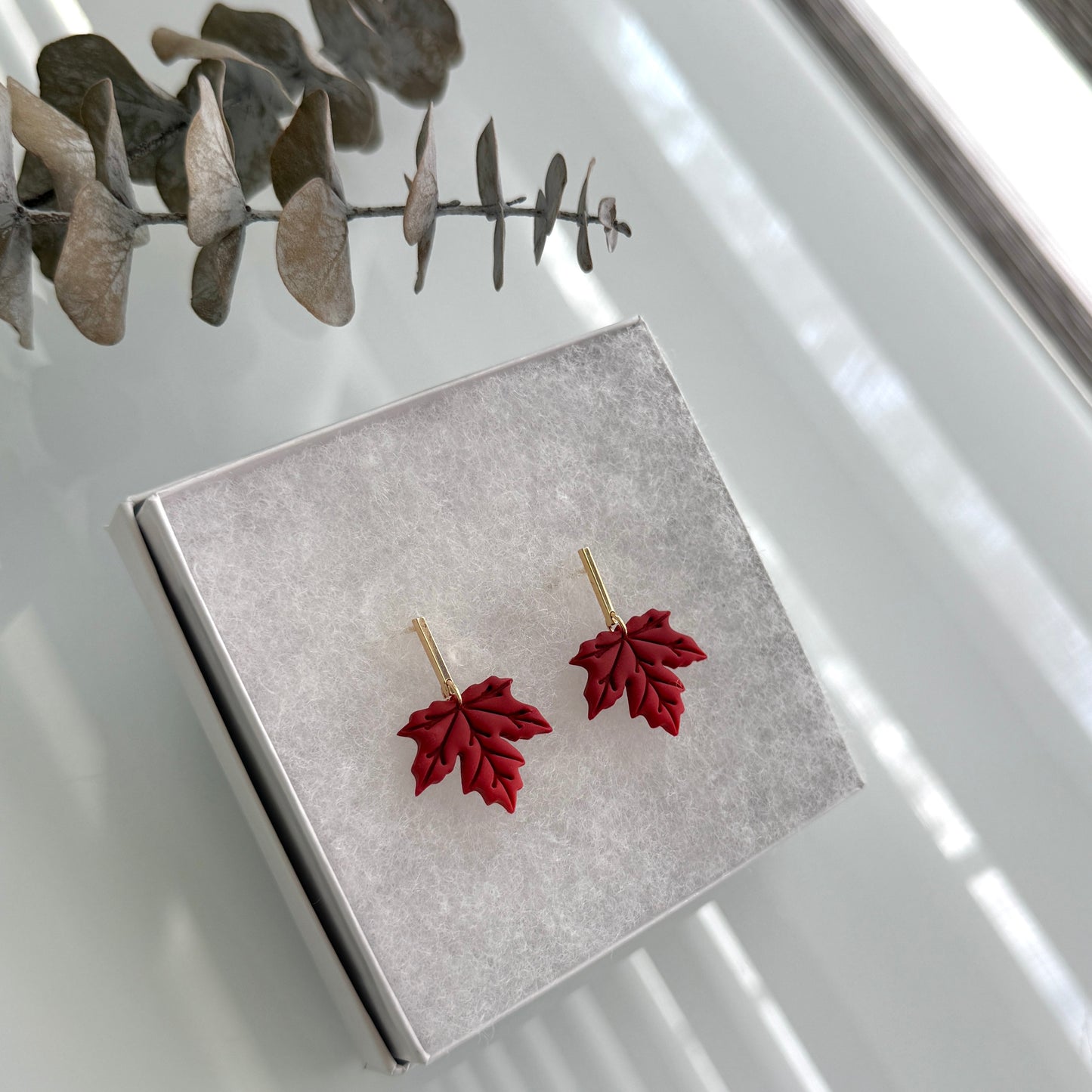 Maple leaf
