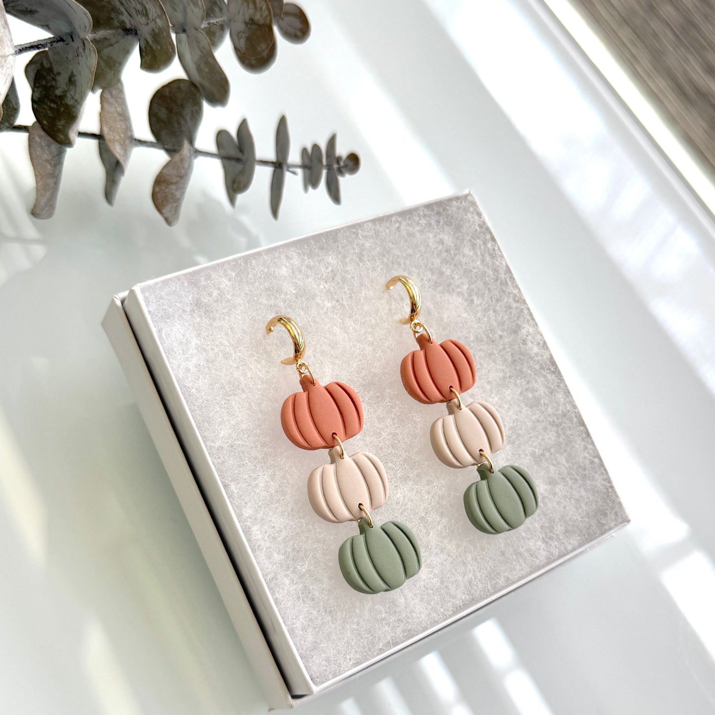Tripple pumpkin dangles