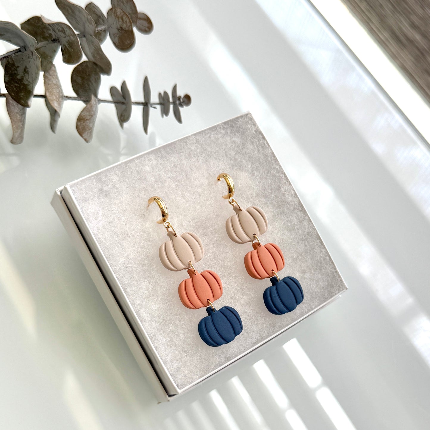 Tripple pumpkin dangles