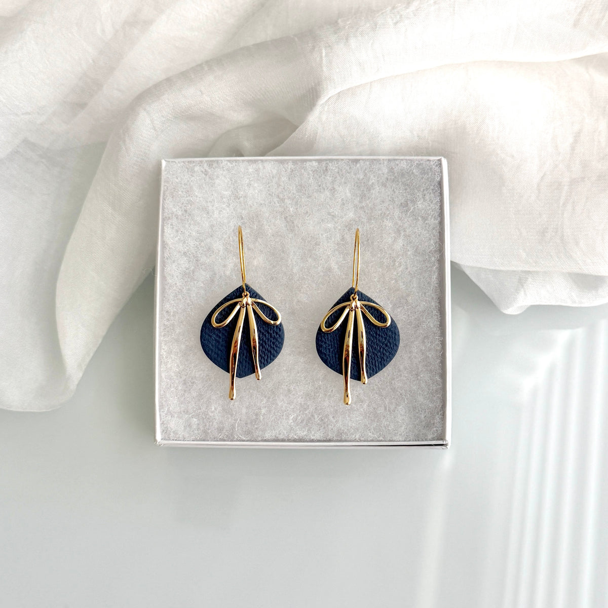 Everyday - Bow hoops