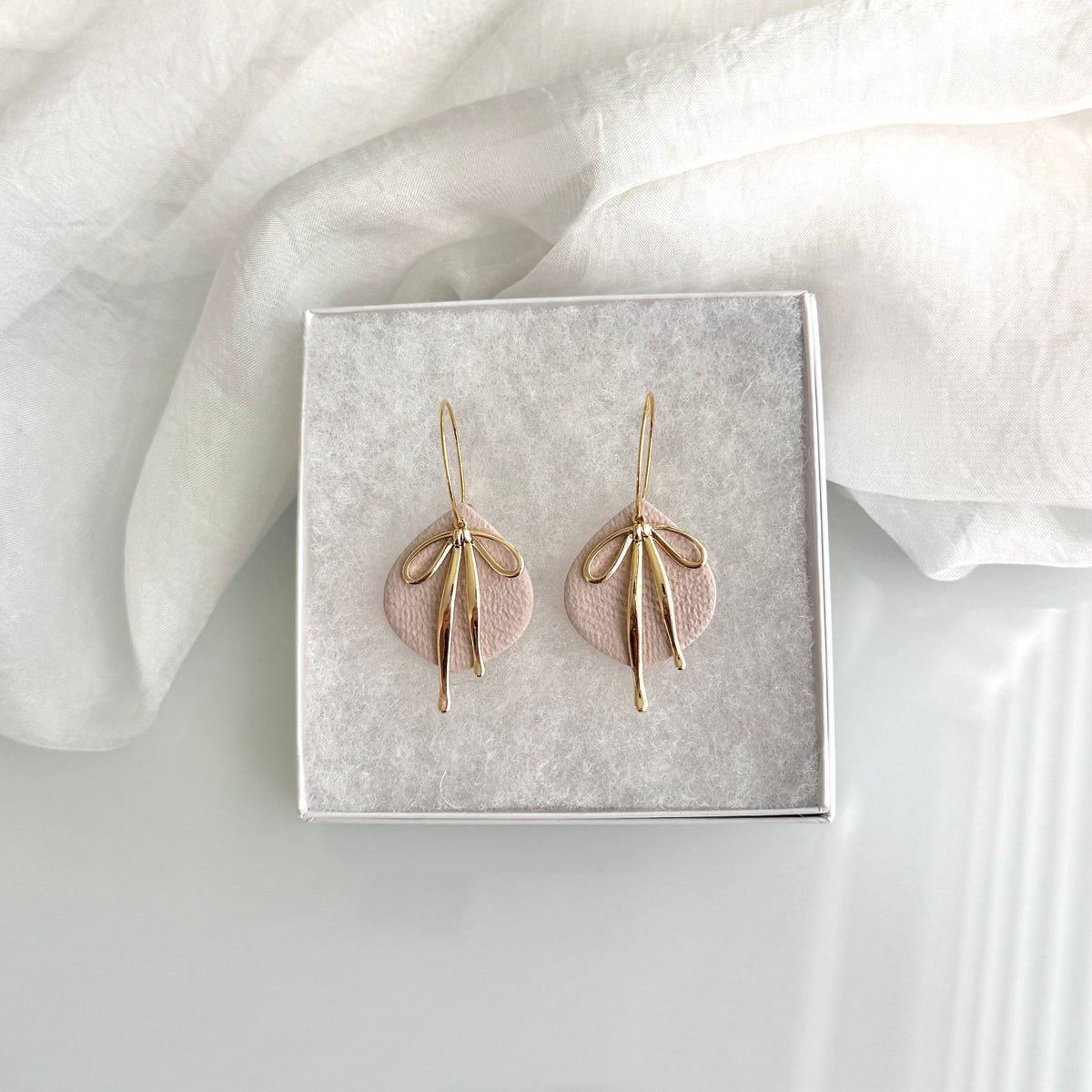 Everyday - Bow hoops