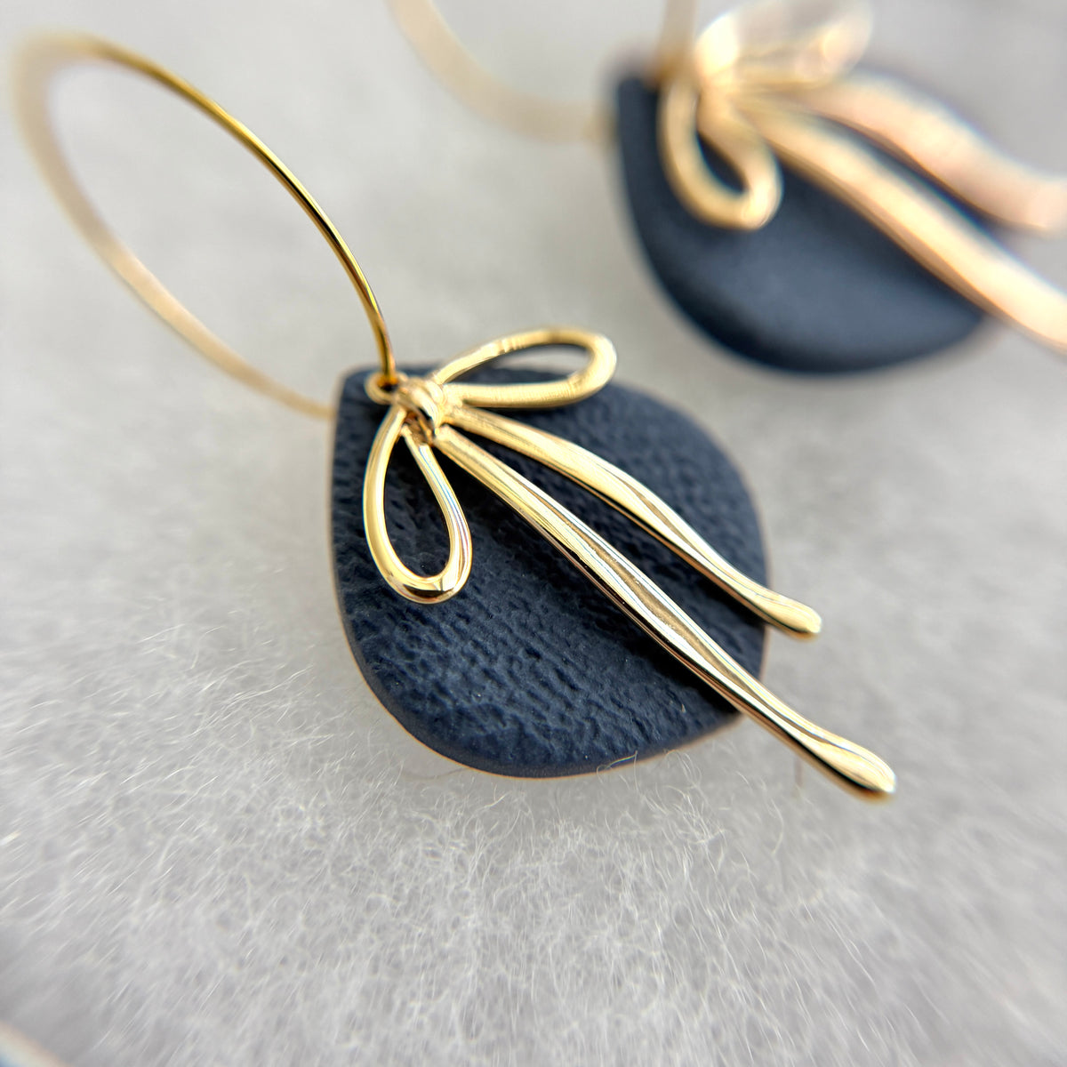 Everyday - Bow hoops