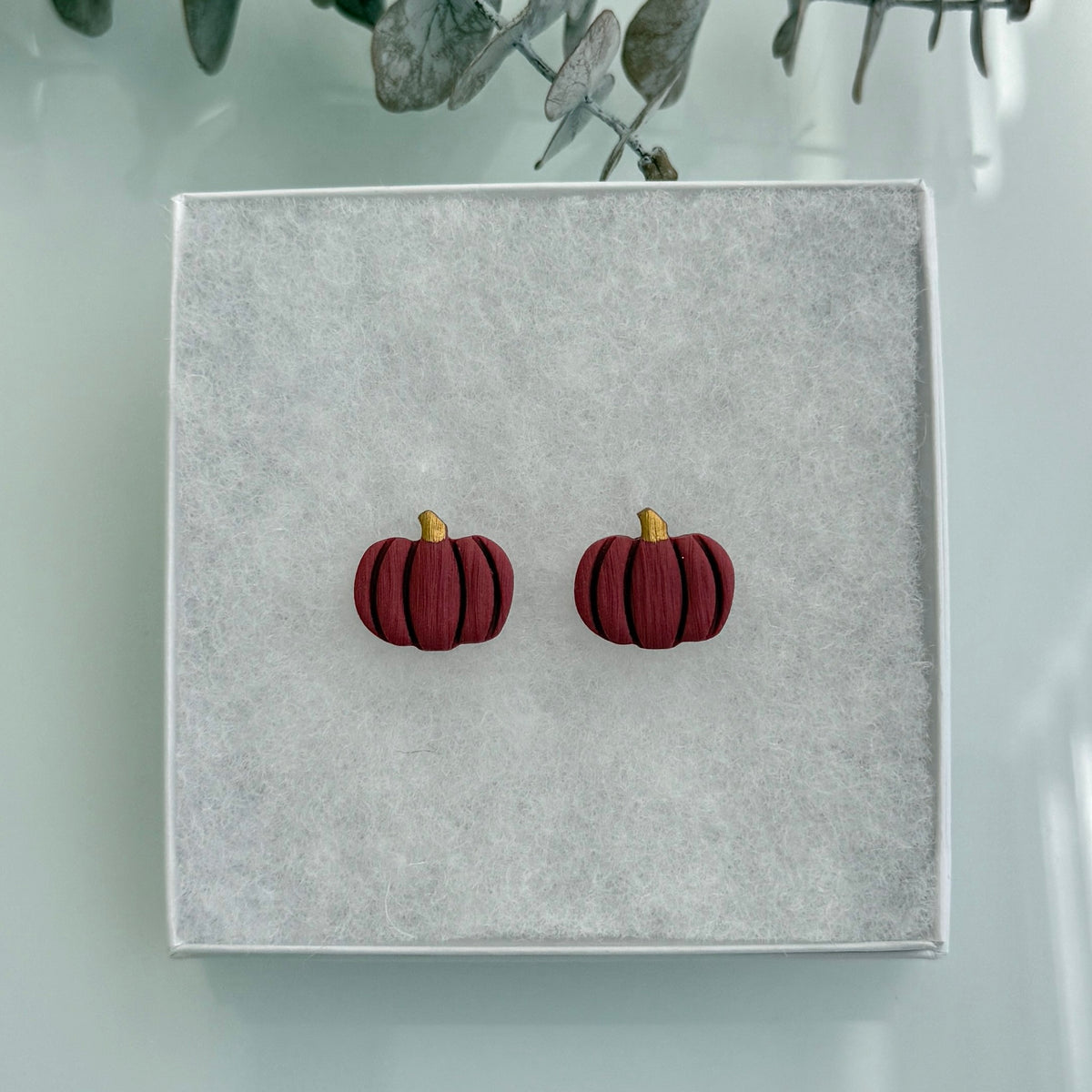 Pumpkin studs