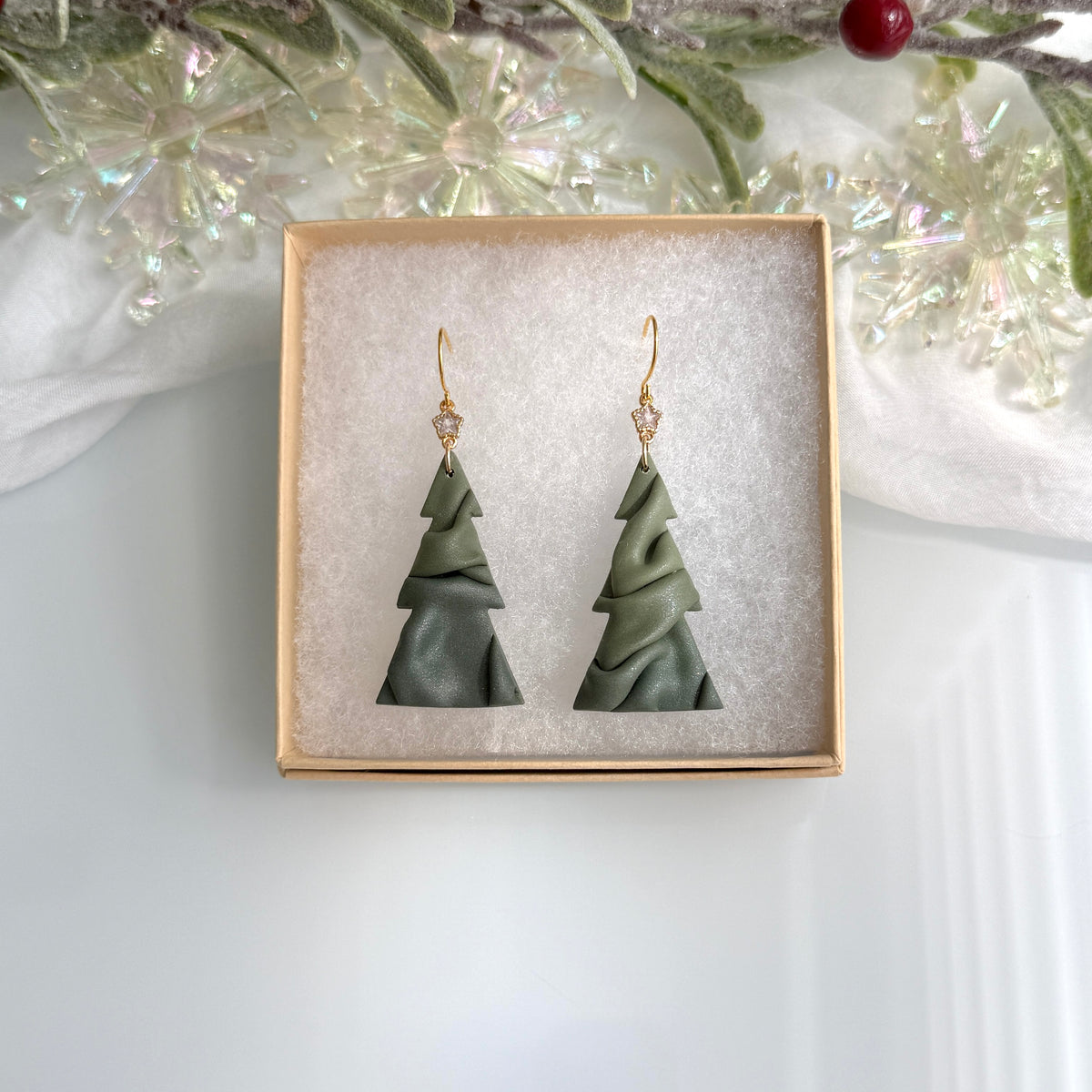 Christmas - Draped tree