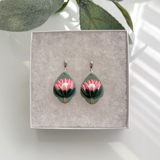 Protea Teardrop